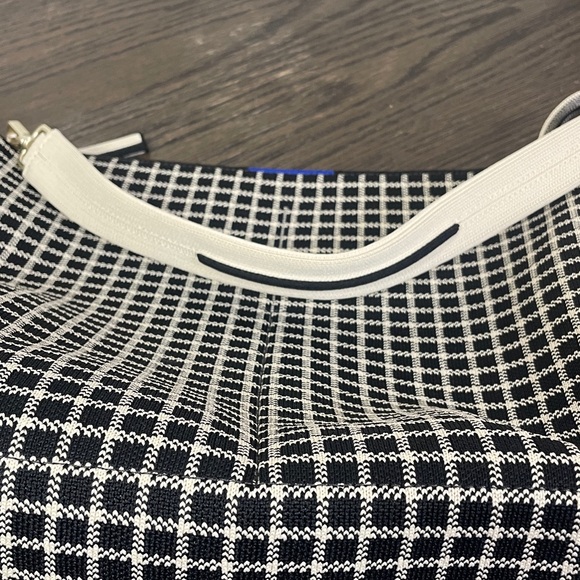 Rothy’s bucket bag - Picture 6 of 11